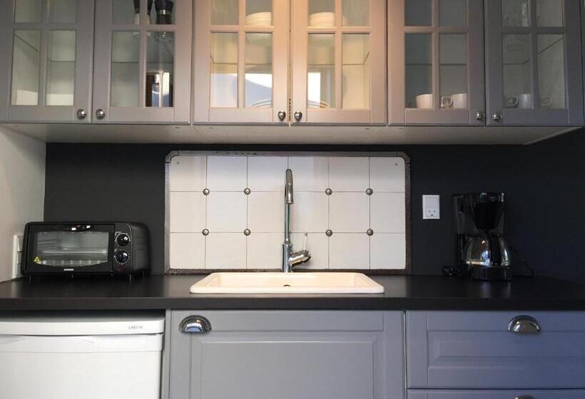 צימר Dragondrum Bed & Kitchen