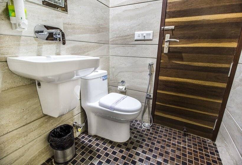 Fabhotel Prime Sapphire Inn