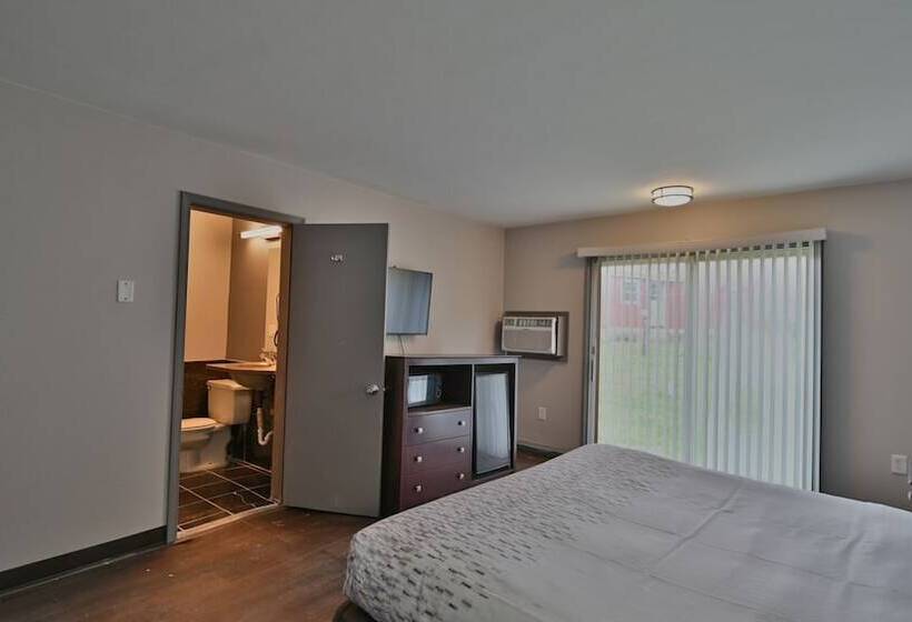 Maplehurst Motel