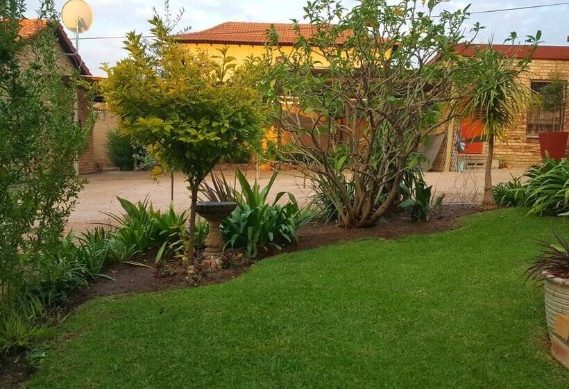 پانسیون Citrus Lane Guesthouse