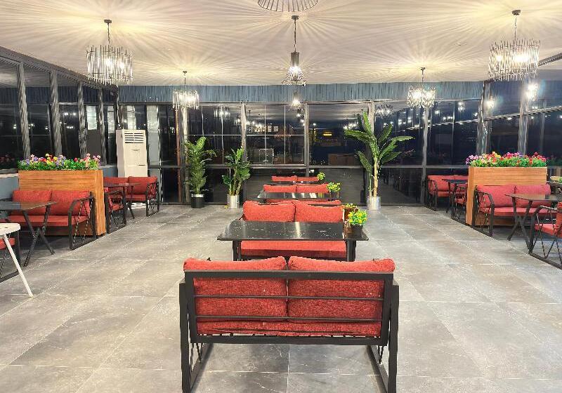 Bungaport Luxury Bungalows&Suits