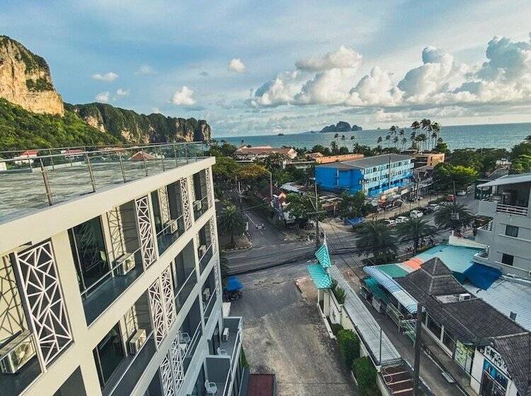 هتل Wake Up Aonang