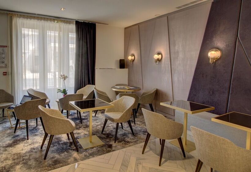 هتل Best Western Plus  Comedie Saintroch