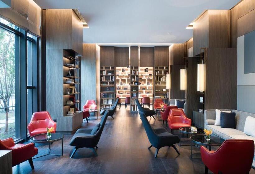 호텔 Crowne Plaza Shanghai Pujiang, An Ihg