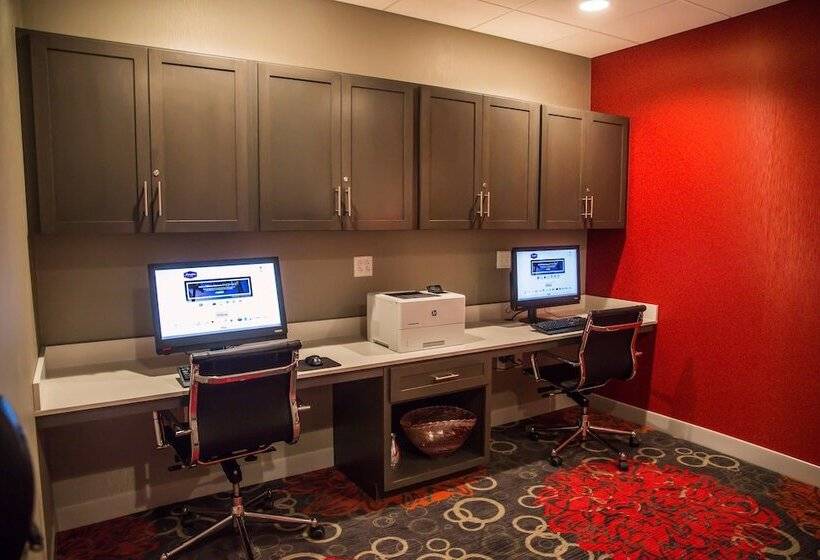 فندق Hampton Inn Pontiac