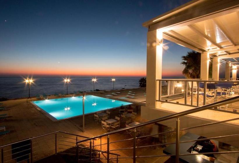 בית מלון כפרי Limenari