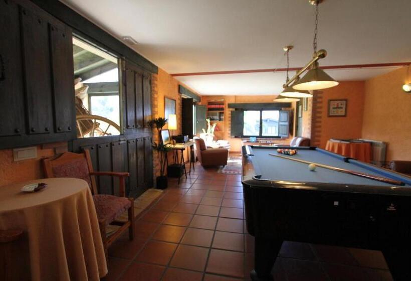 هتل Paraje Del Asturcon   Adults Only
