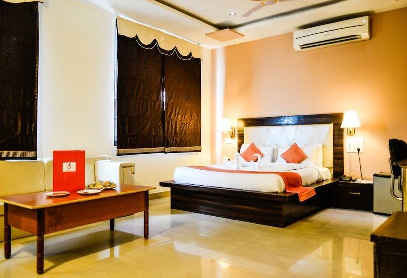 Отель Rnb Chittorgarh