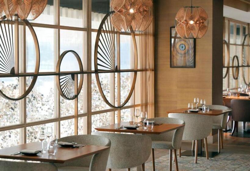 فندق The St. Regis Downtown, Dubai