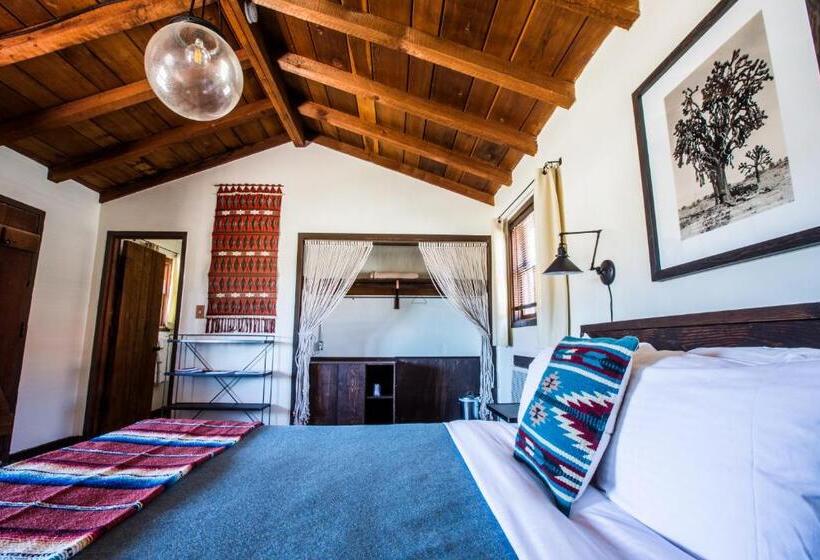 Pioneertown Motel