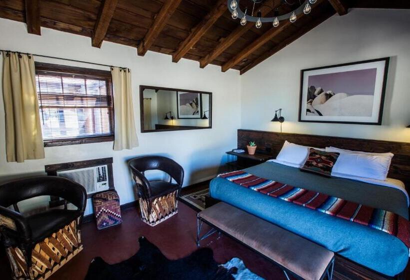 Pioneertown Motel