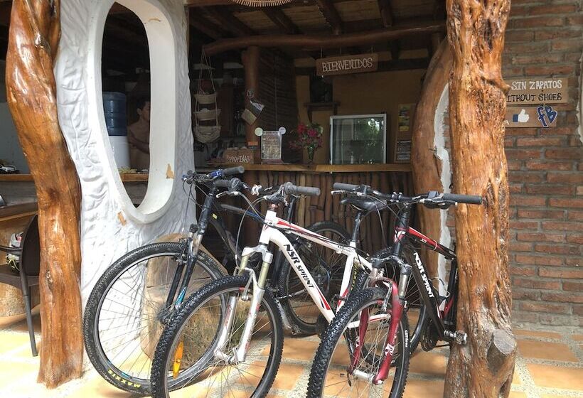 هاستل Hostal Rutamar