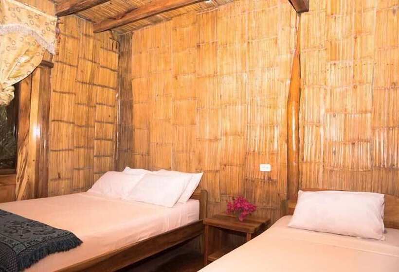 هاستل Hostal Rutamar