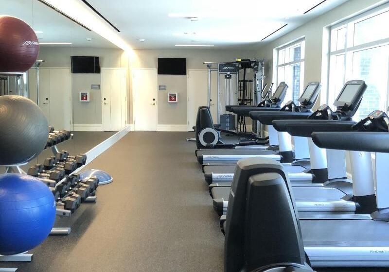 The Stateview Hotel, Autograph Collection