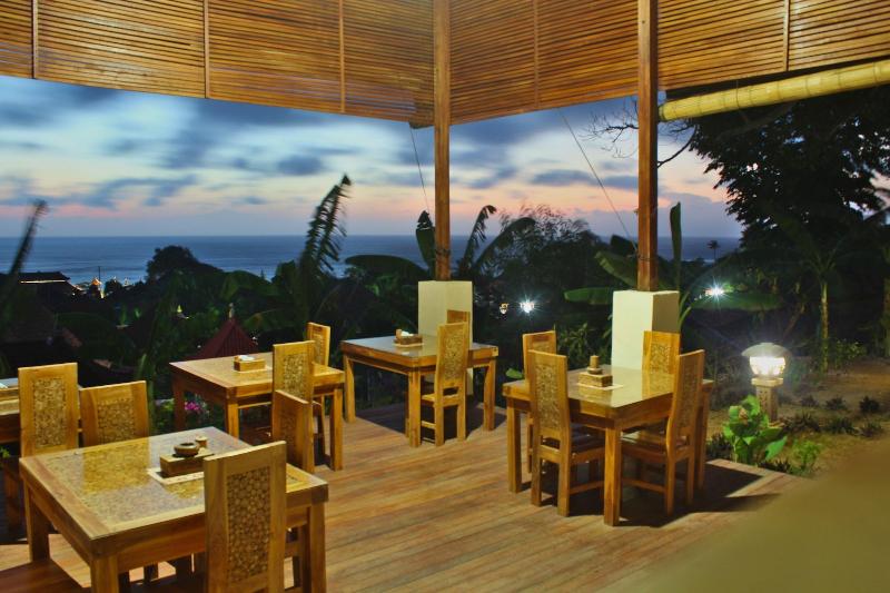 리조트 Kabeh Jati Garden Villa & Restaurant