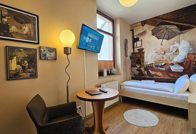 Bed and Breakfast Pension Weiße Rose, Parkplatz, Frühstück, Wlan, Zentral