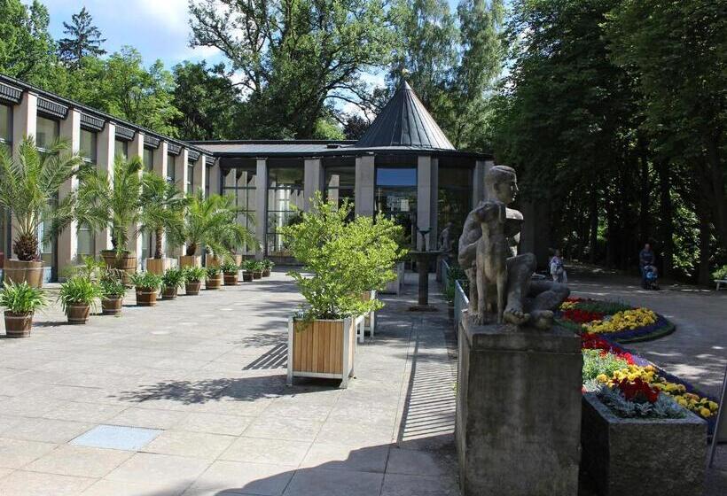 Bed and Breakfast Pension Weiße Rose, Parkplatz, Frühstück, Wlan, Zentral