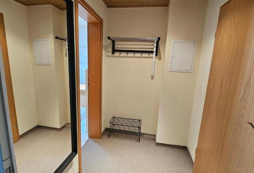 Bed and Breakfast Pension Weiße Rose, Parkplatz, Frühstück, Wlan, Zentral