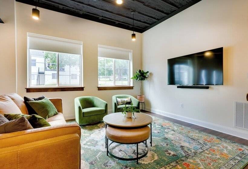 Modern Harrisonburg Home   2 Mi To Jmu!