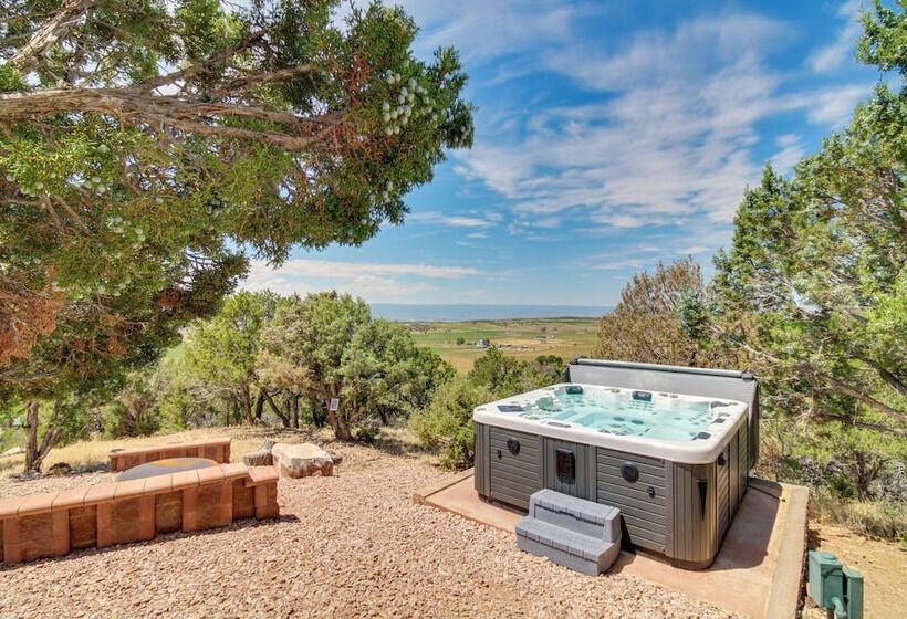 Mountainside Yurt W/ Views < 3 Mi To Black Canyon!