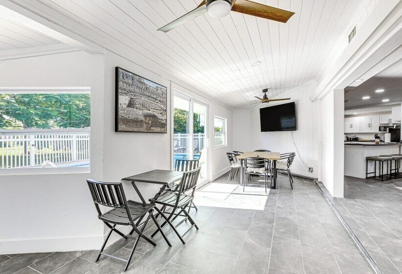 Peaceful Port Charlotte Home W/ Private Pool!