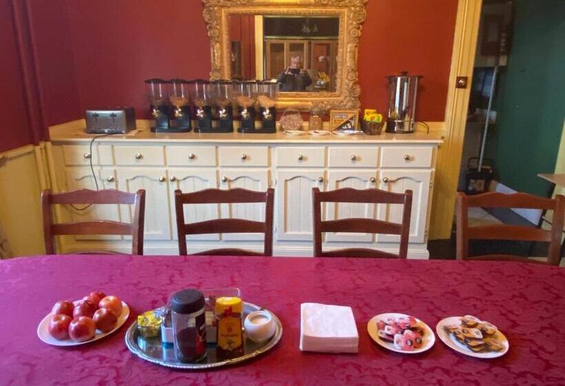 بنسيون Ellstanmor Guesthouse Cooma