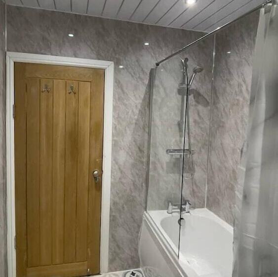 اقامتگاه Cosy 3 Bed House In Birmingham With Free Parking