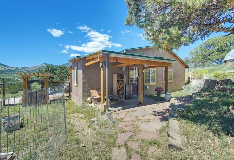 Serene Saguache Haven On 40 Acres: Mountain Views!