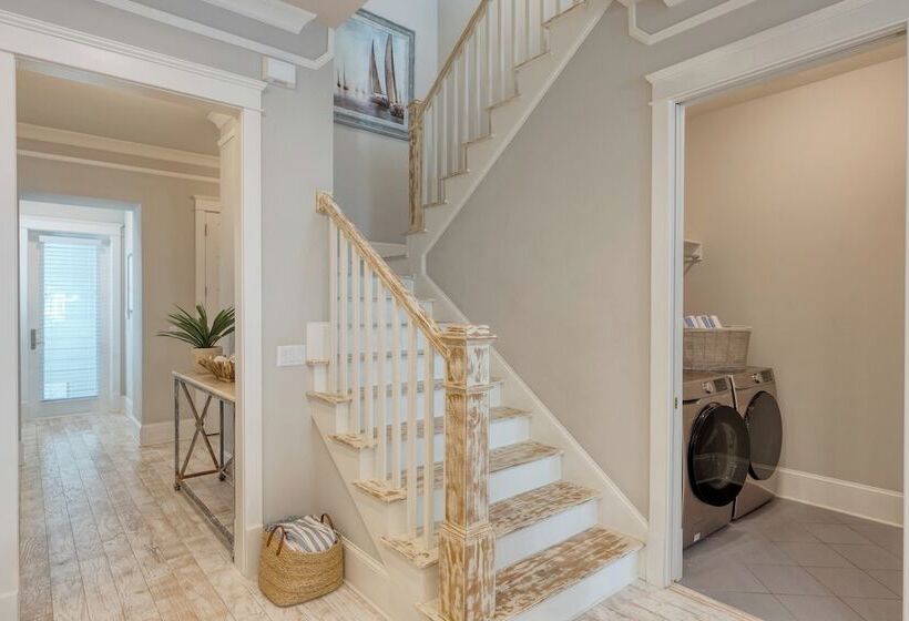 Shine On The Shore By Avantstay Pool + Golf Cart