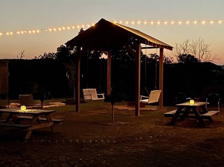 민박 City On A Hill At Spring Creek