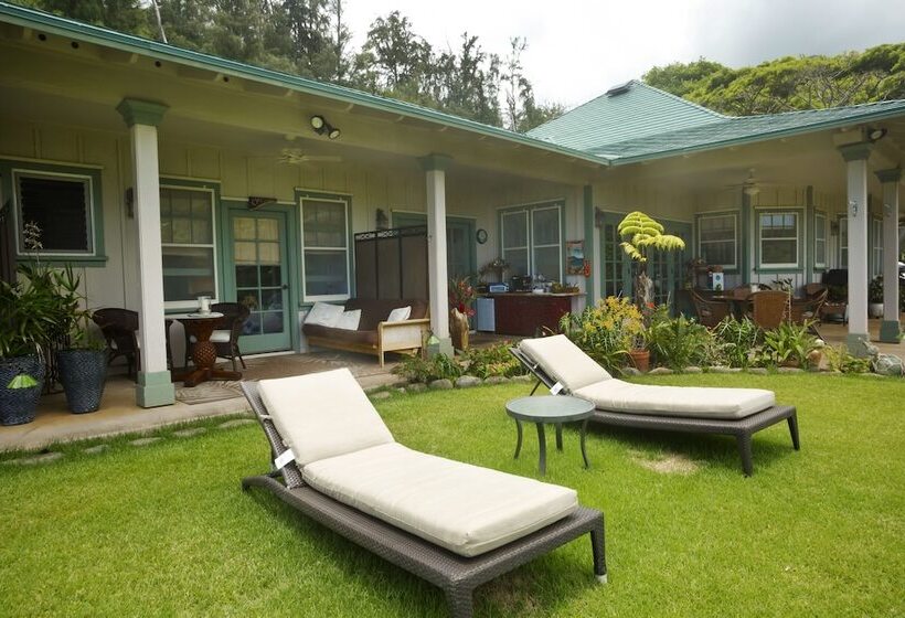 צימר Iao Valley Inn