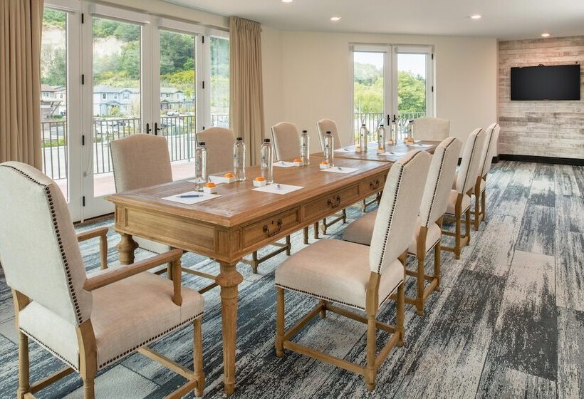 בית מלון כפרי Four Points By Sheraton Santa Cruz Scotts Valley