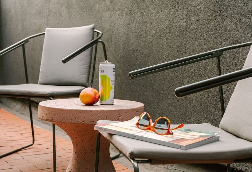 בית מלון כפרי Sonder The Industrialist