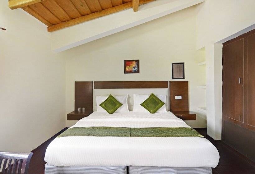 בית מלון כפרי Treebo Trip Lorent Manor Annex