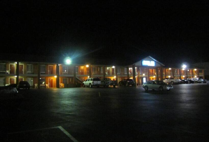 Motel Travel Inn & Suites