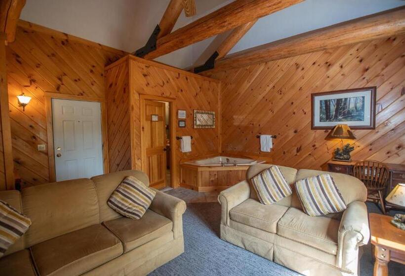 استراحتگاه New England Inn & Lodge