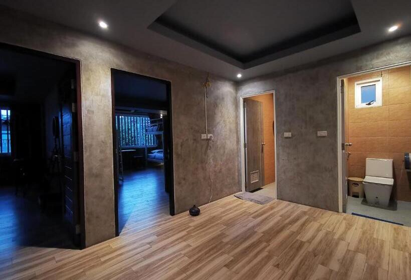 هتل Hi Samui Hostel