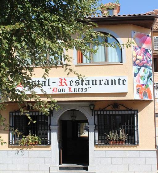 הוסטל Hostal Don Lucas