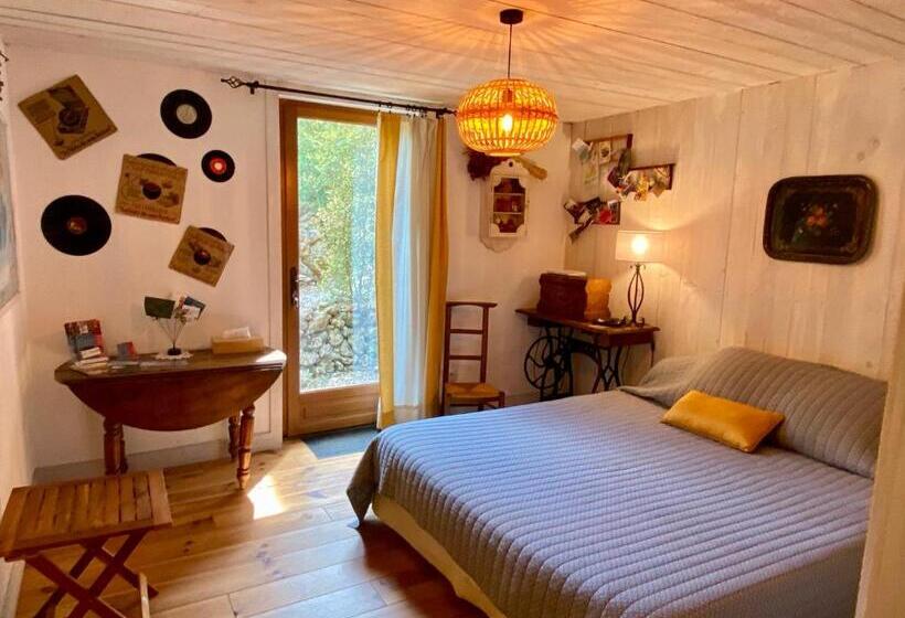 ベッドアンドブレックファースト Côté Chênes Verts   Chambres D Hôtes