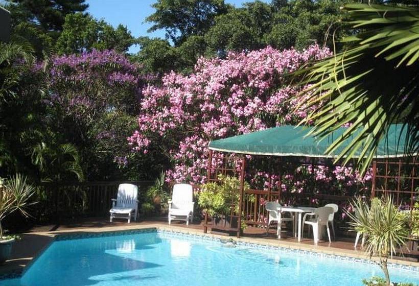 Bed and Breakfast Mdoni House Guest Lodge
