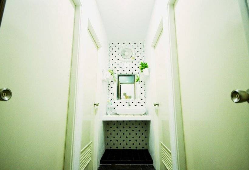 Early Bird Hostel Ayutthaya