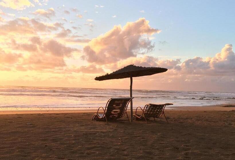 هتل Auberge De La Plage