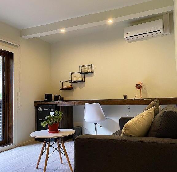 هتل La Petite France