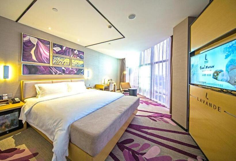 Lavande Hotel Taixing Jiangping Road