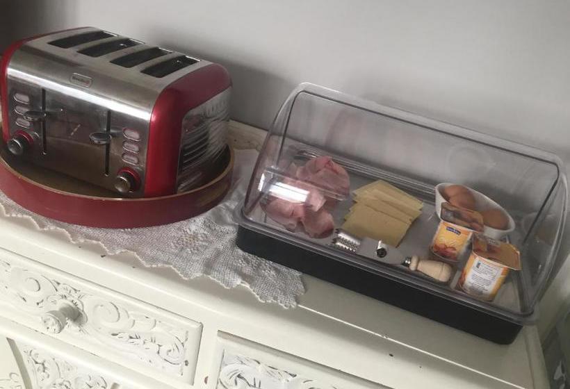 Southend Airport Bed & Breakfast