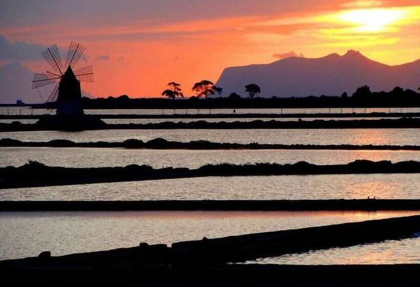 تختخواب و صبحانه Baglio Il Giovinetto