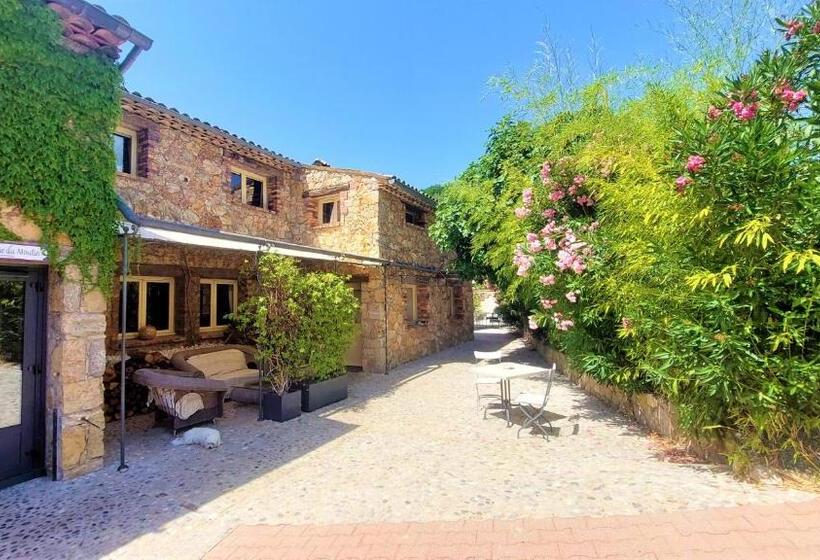 تختخواب و صبحانه La Bergerie Du Moulin