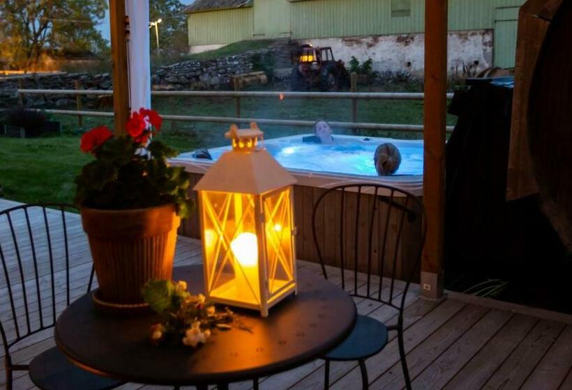Bed and Breakfast ölands Yoga Studio & Islandshästar, Stugor & Rum