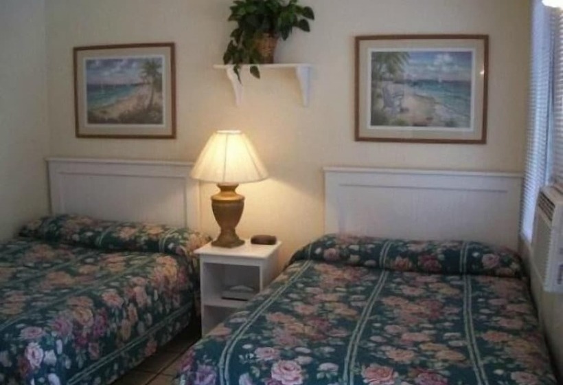 Crest Motel