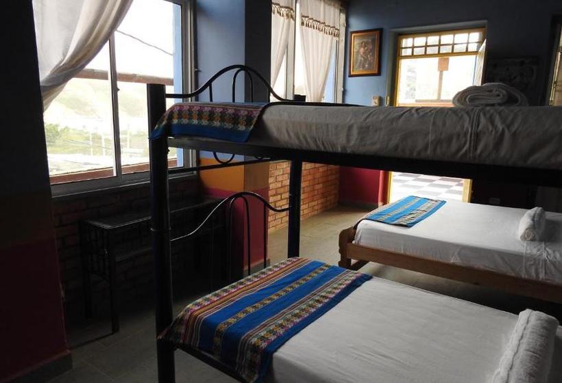 هتل Hostal Las Terrazas